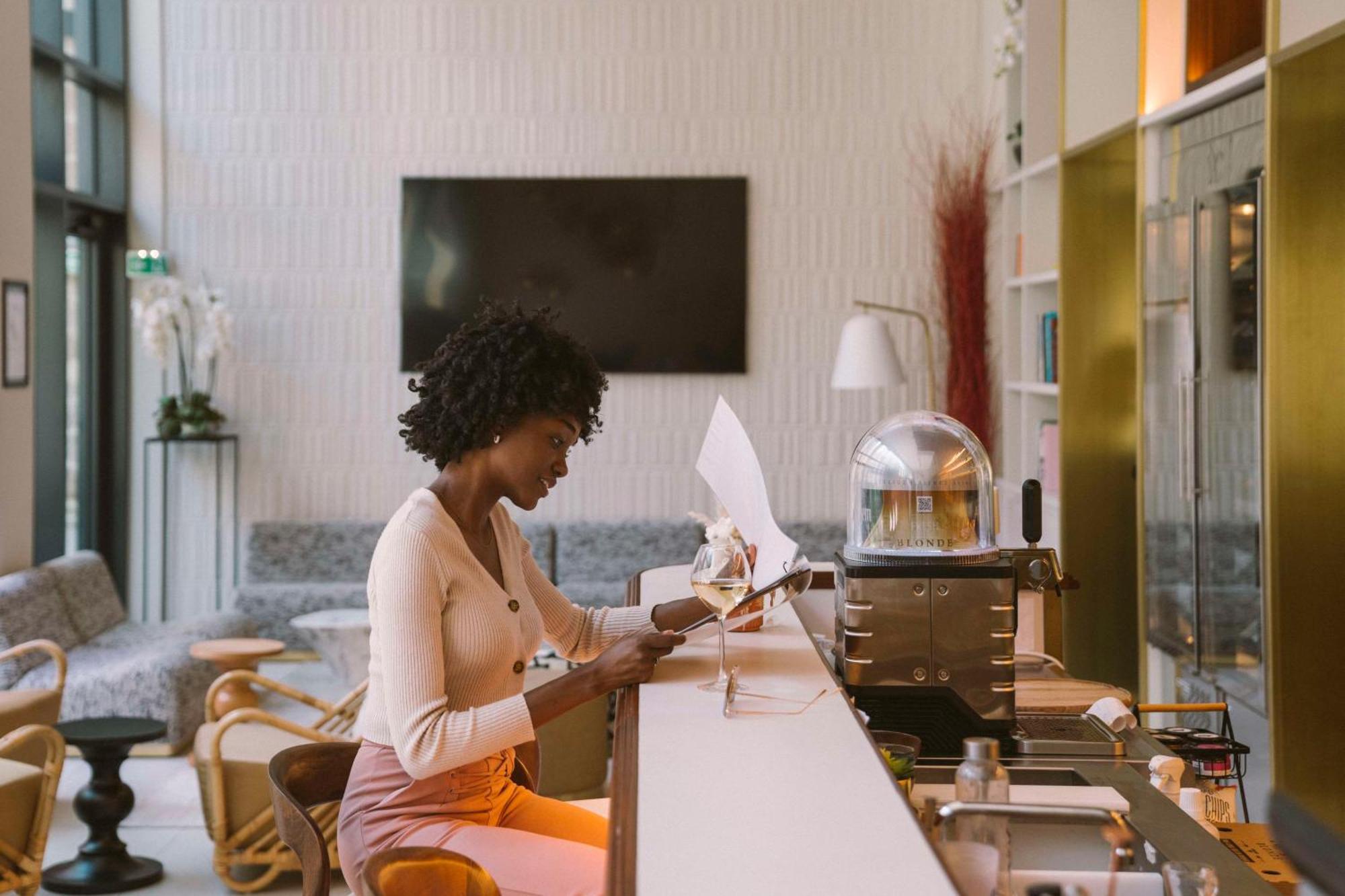 Hotel Yac Paris Clichy, A Member Of Radisson Individuals ภายนอก รูปภาพ