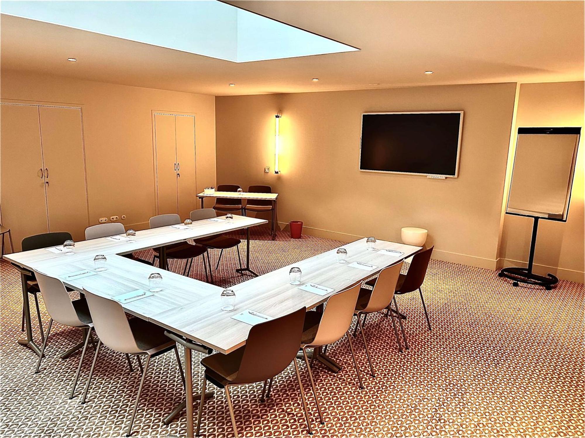 Hotel Yac Paris Clichy, A Member Of Radisson Individuals ภายนอก รูปภาพ